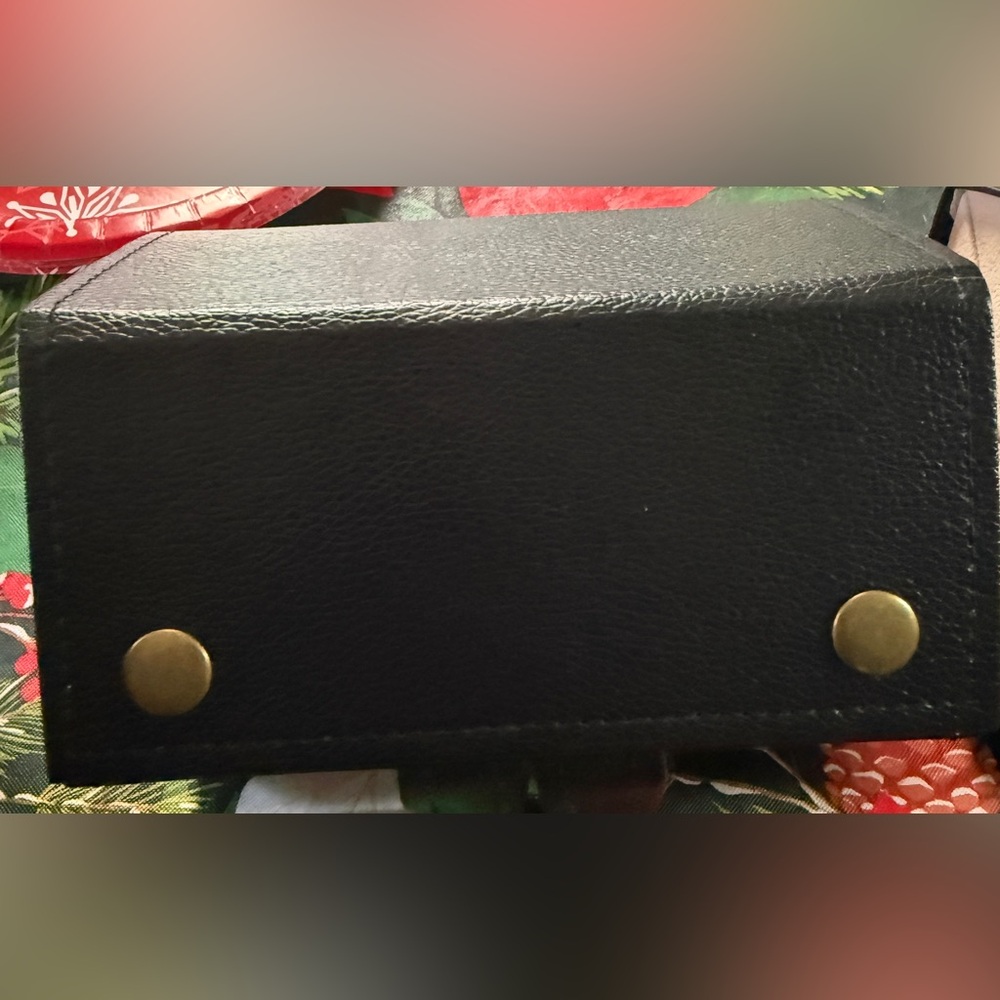 Black and cream portable Storage glasses sunglasses case